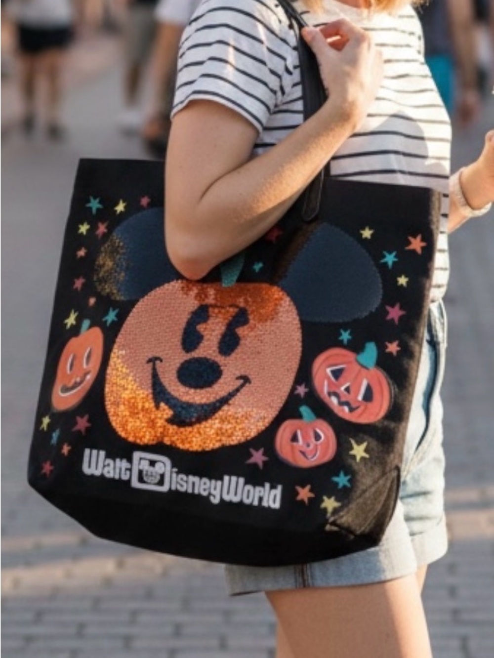 Walt Disney World  Black Halloween Sequin Pumpkin Tote Bag